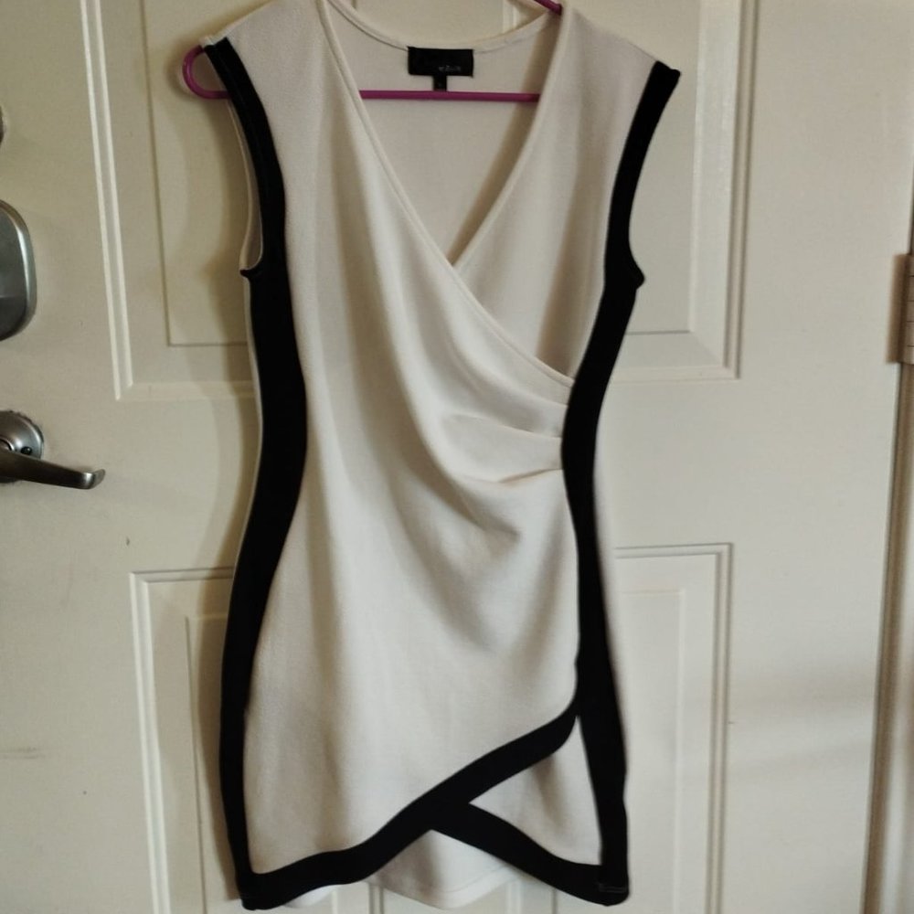 Ivory and black skinni dress